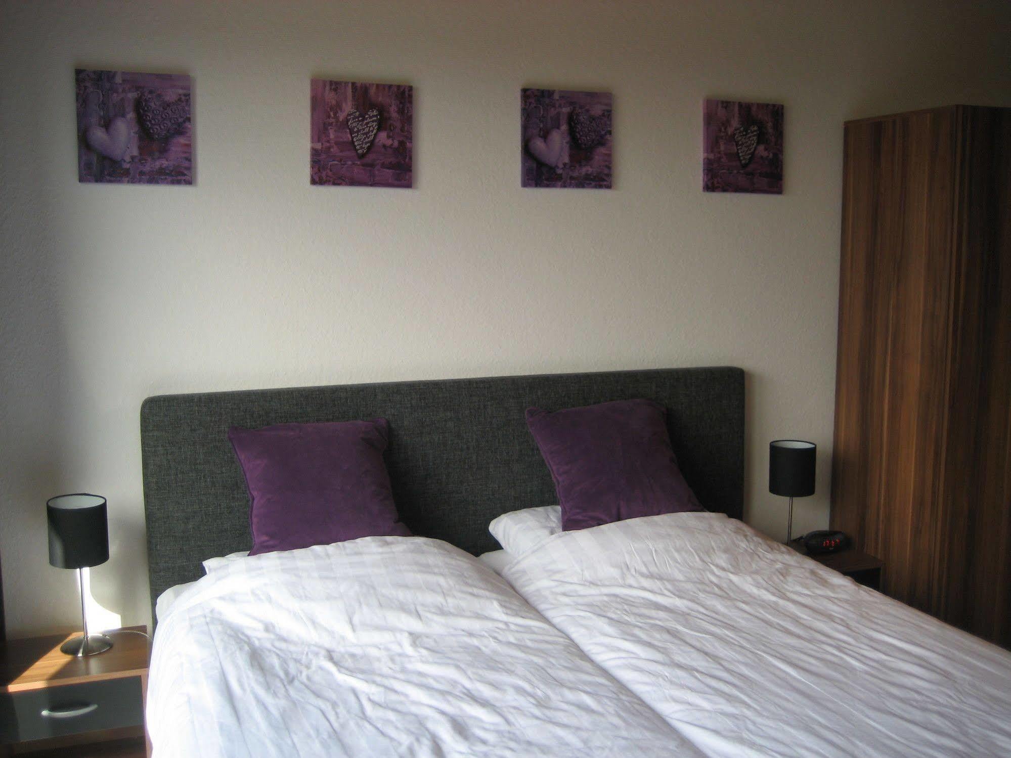 Bed & Breakfast Rheiderland Ditzumerverlaat Exterior foto